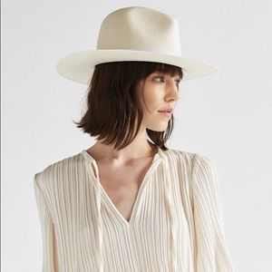 Janessa Leoné Aisley Panama straw hat